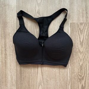 Victoria’s Secret black sports bra